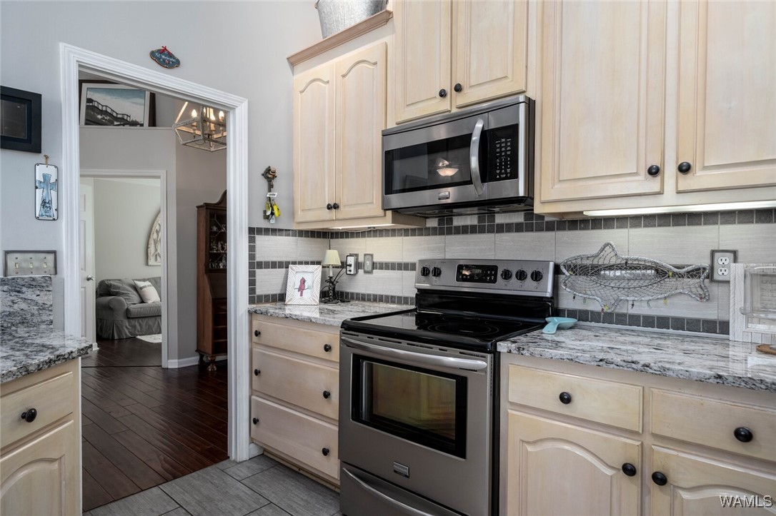 15335 Freemans Bend Road, North Port, Alabama image 18