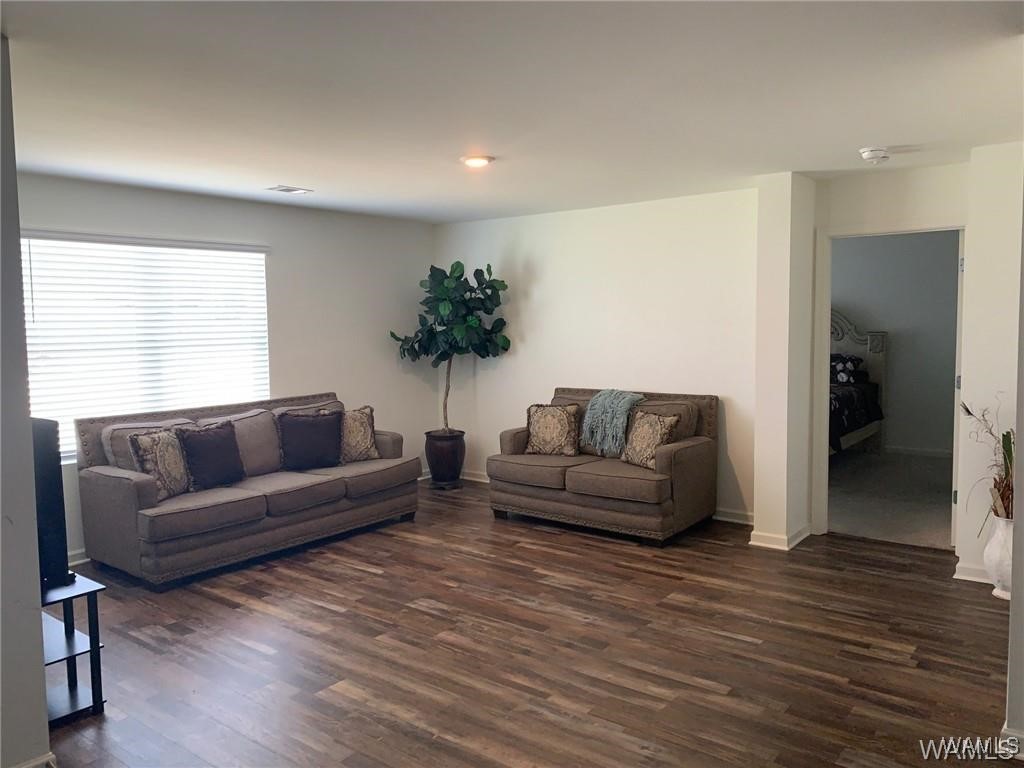 7106 Dowery Dell Way, North Port, Alabama image 3