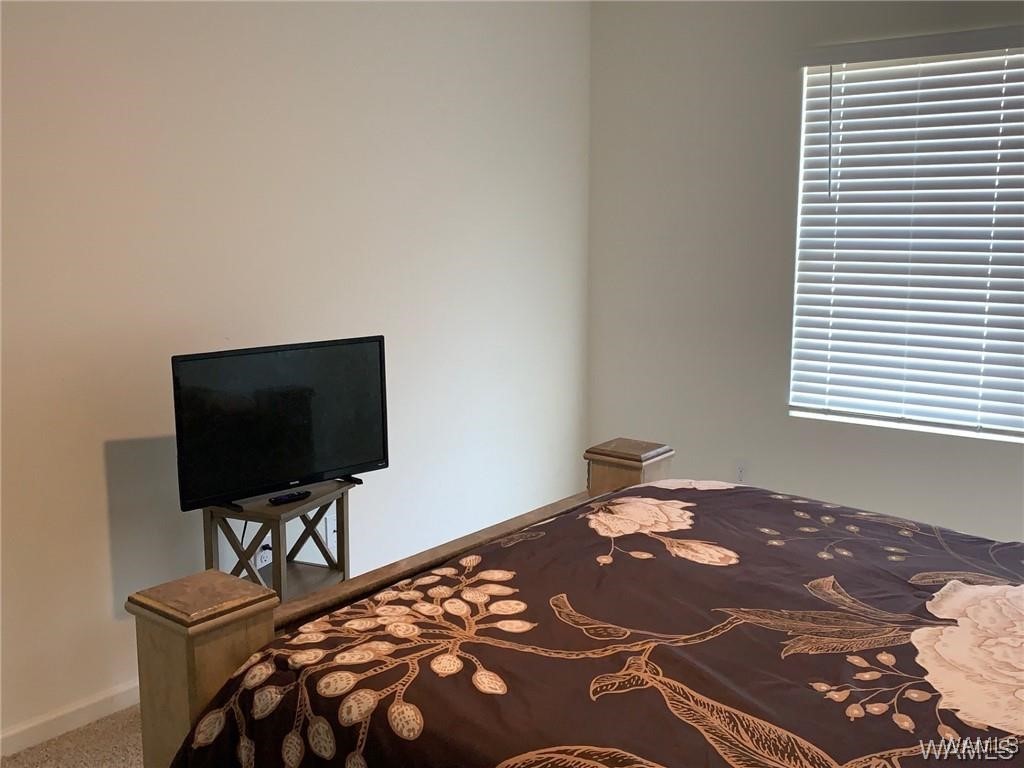 7106 Dowery Dell Way, North Port, Alabama image 4