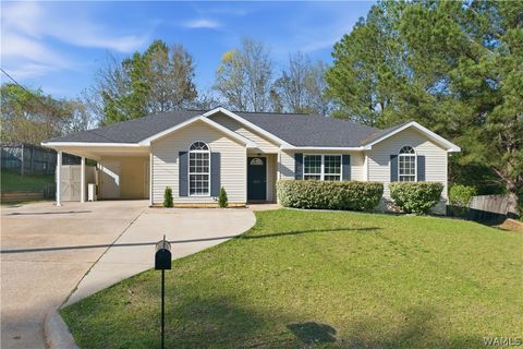 Homes For Sale - 3240 44th Place<br/> Tuscaloosa, AL 35405