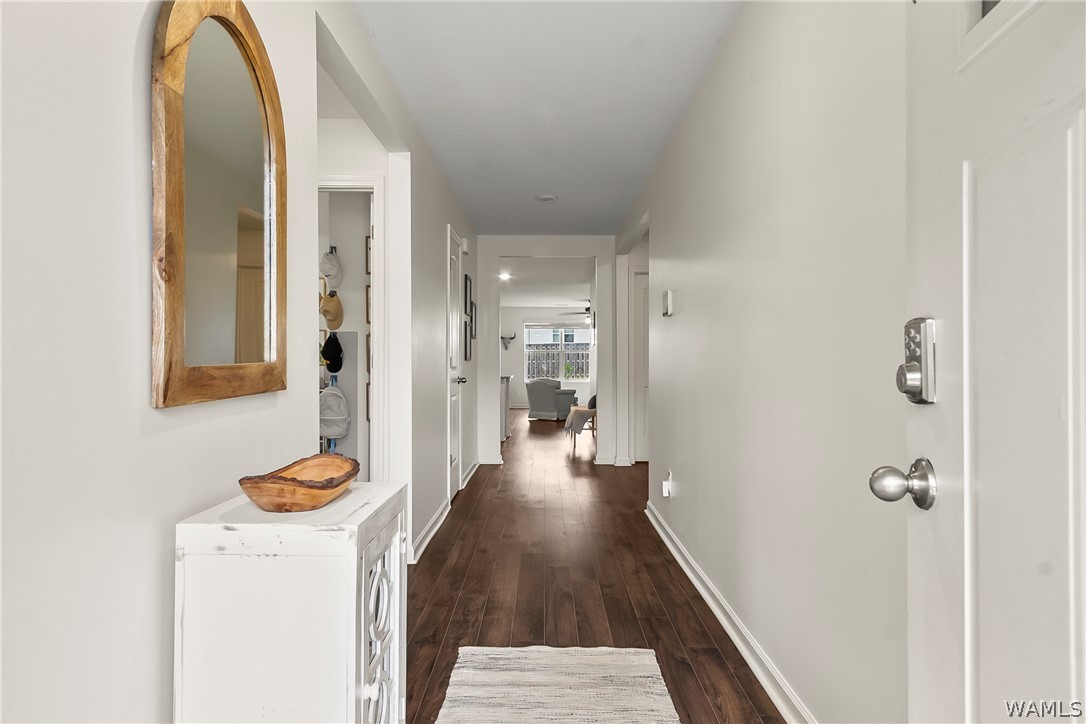 3704 Magnolia Hills Dr