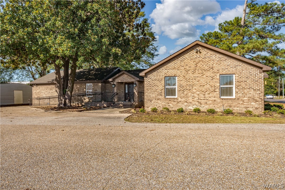 Photo 1 of 36 — 515- HARGROVE Road E, Tuscaloosa, AL 35401