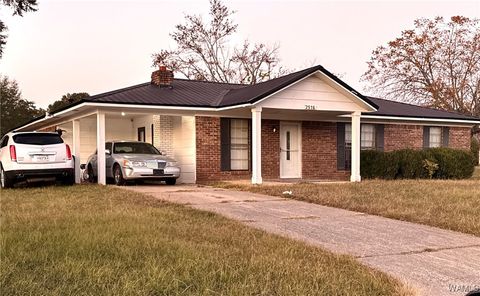 Homes For Sale - 2516 Deerhaven Drive<br/> North Port, AL 35473