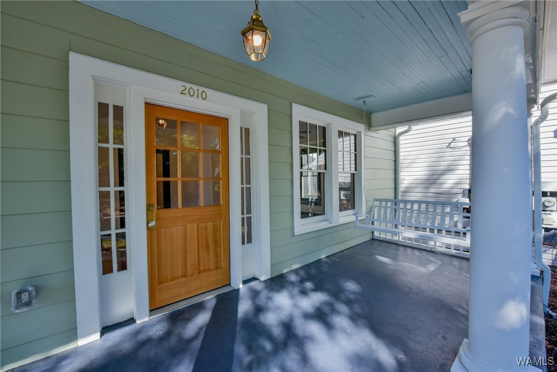 2010 Paul W Bryant Drive, Tuscaloosa, Alabama image 2