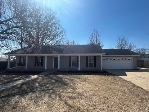 Homes For Sale - 3622 Eagle Cove Lane<br/> North Port, AL 35473