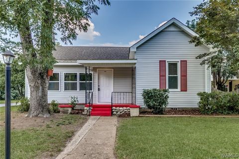 Homes For Rent - 1628- 5th Avenue<br/> Tuscaloosa, AL 35401