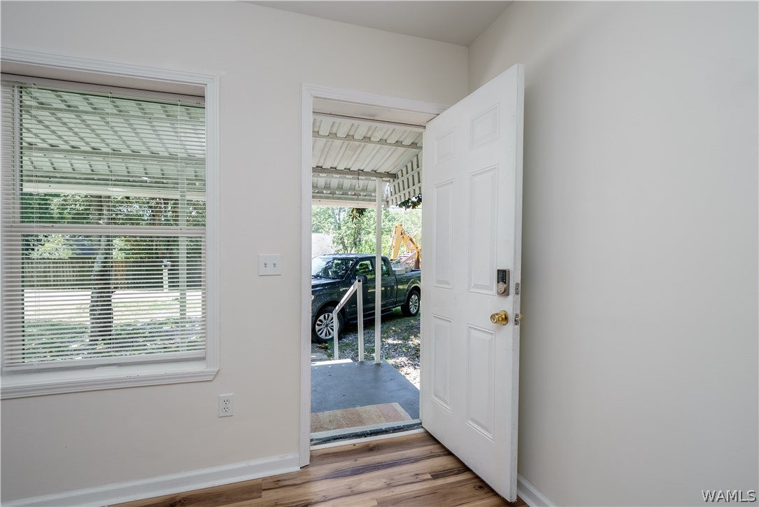 1805 17th Avenue E