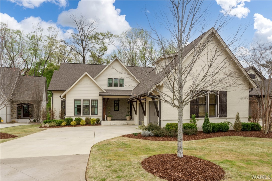 6317 WOODLANDS TRAIL Place