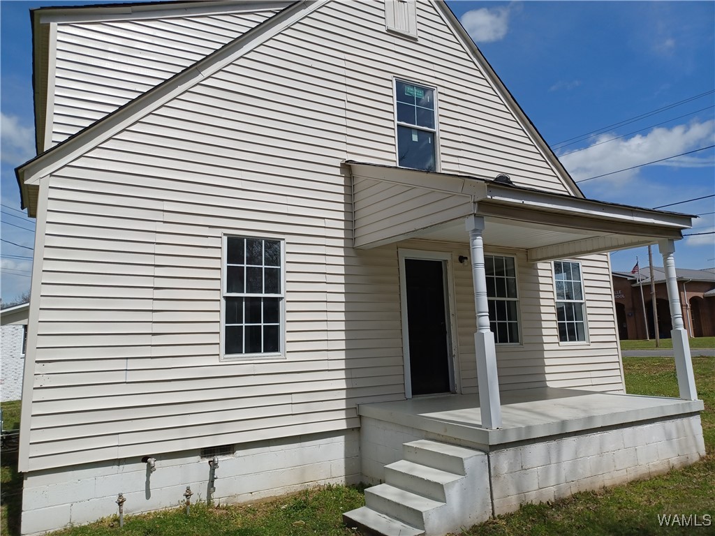 418 3rd Street, Aliceville, Alabama image 2