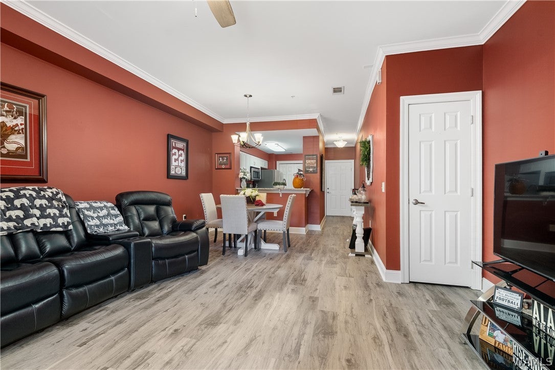 3218 Veterans Memorial Parkway 3105