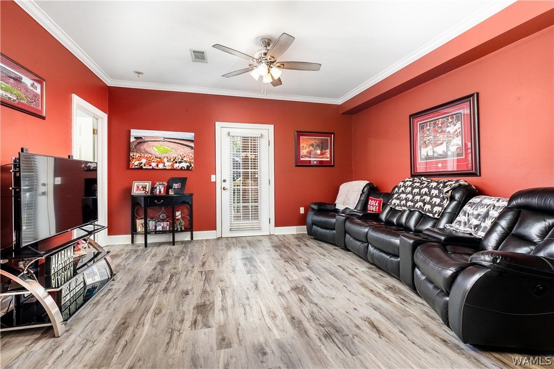 3218 Veterans Memorial Parkway 3105