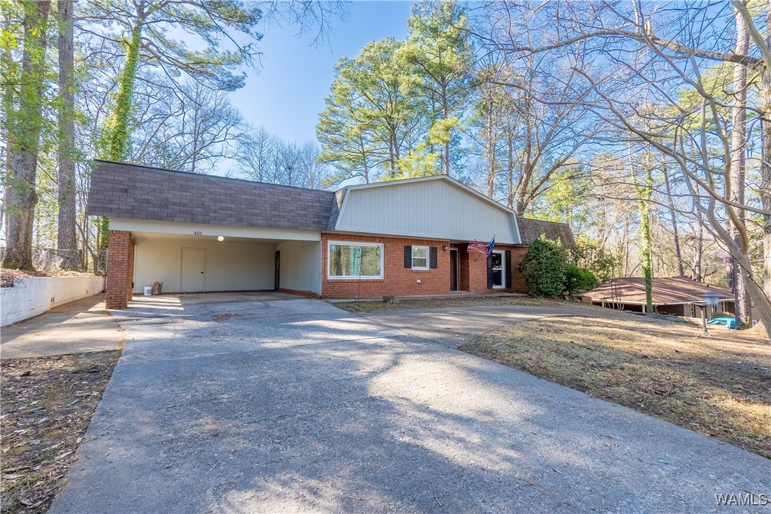4712 Dove Creek Avenue, North Port, Alabama image 3