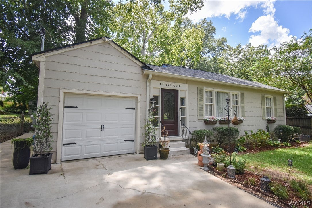 4 Stine Place