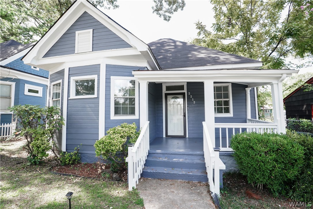Photo 1 of 21 — 2212 35th Avenue N, Birmingham, AL 35207
