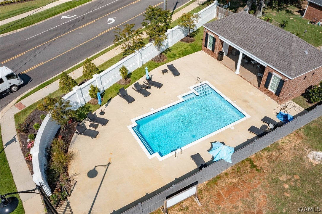 1605 Stillwater Circle