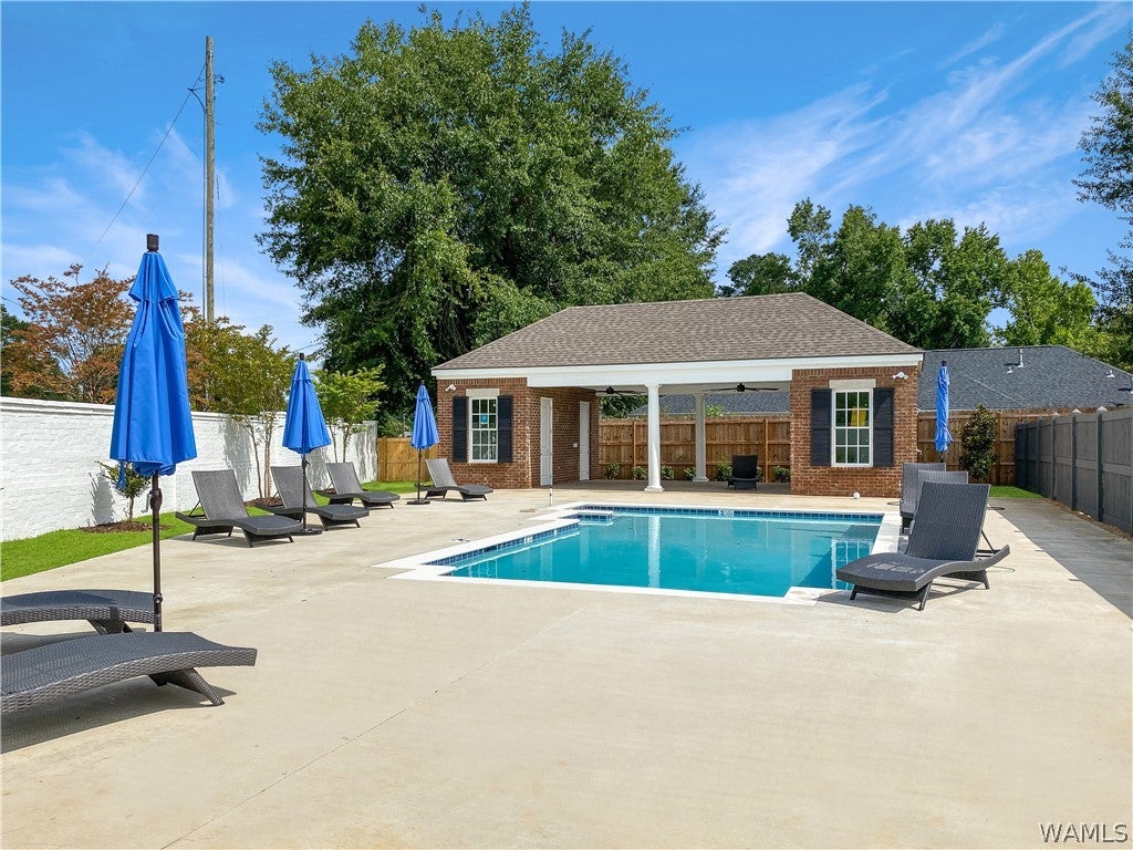 1605 Stillwater Circle