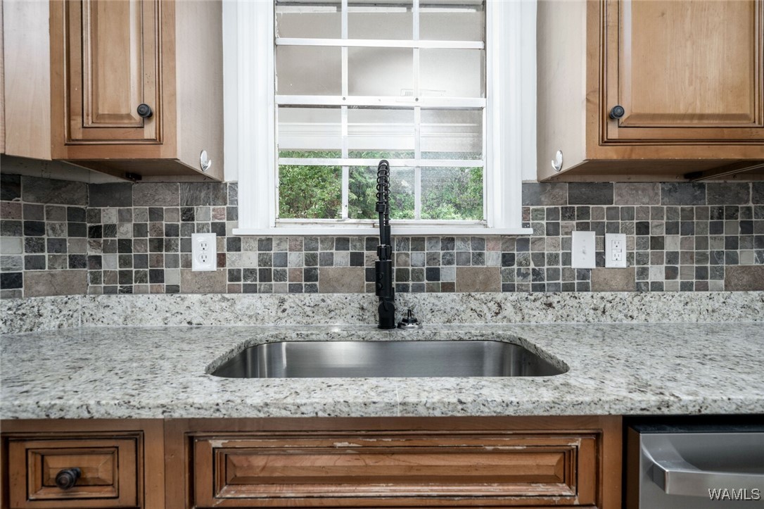 4205 Cloverdale Estate, North Port, Alabama image 10
