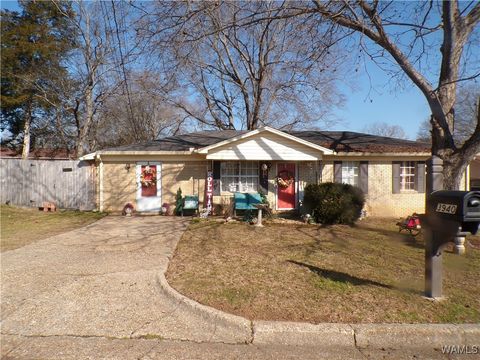 Homes For Sale - 3940 30th Place<br/> Tuscaloosa, AL 35401