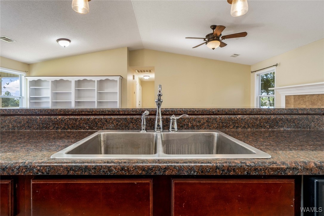 11766 Wedgewood Lane, Cottondale, Alabama image 17