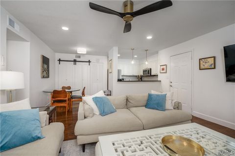 Homes For Sale - 120 15th Street #104<br/> Tuscaloosa, AL 35401