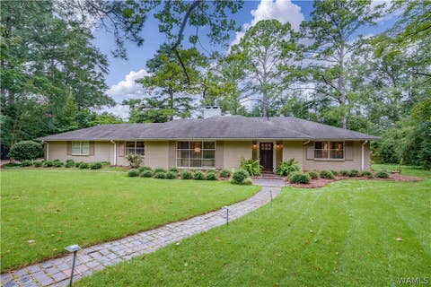 Homes For Sale - 8 Sycamore Lane<br/> Tuscaloosa, AL 35405