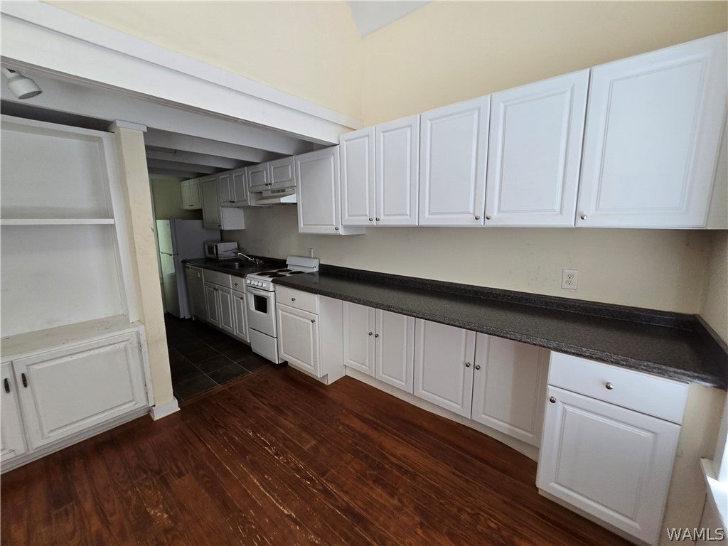 901 Hargrove Rd 32