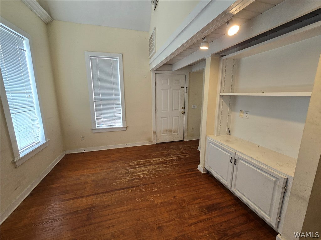 901 Hargrove Rd 32