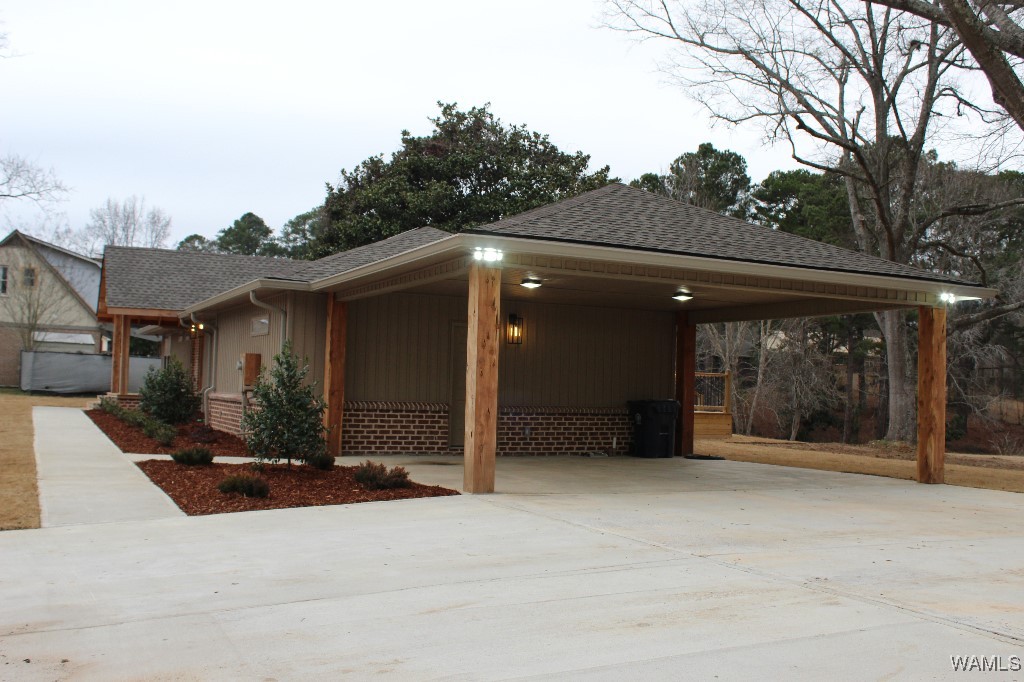 708 Sable Lane, North Port, Alabama image 4