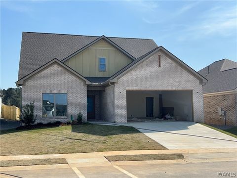 Homes For Sale - 12644 White Pine Drive<br/> North Port, AL 35475