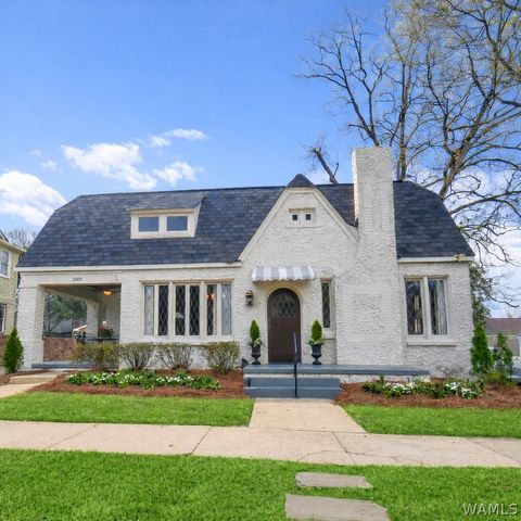 Homes For Sale - 2009 9th Street<br/> Tuscaloosa, AL 35401