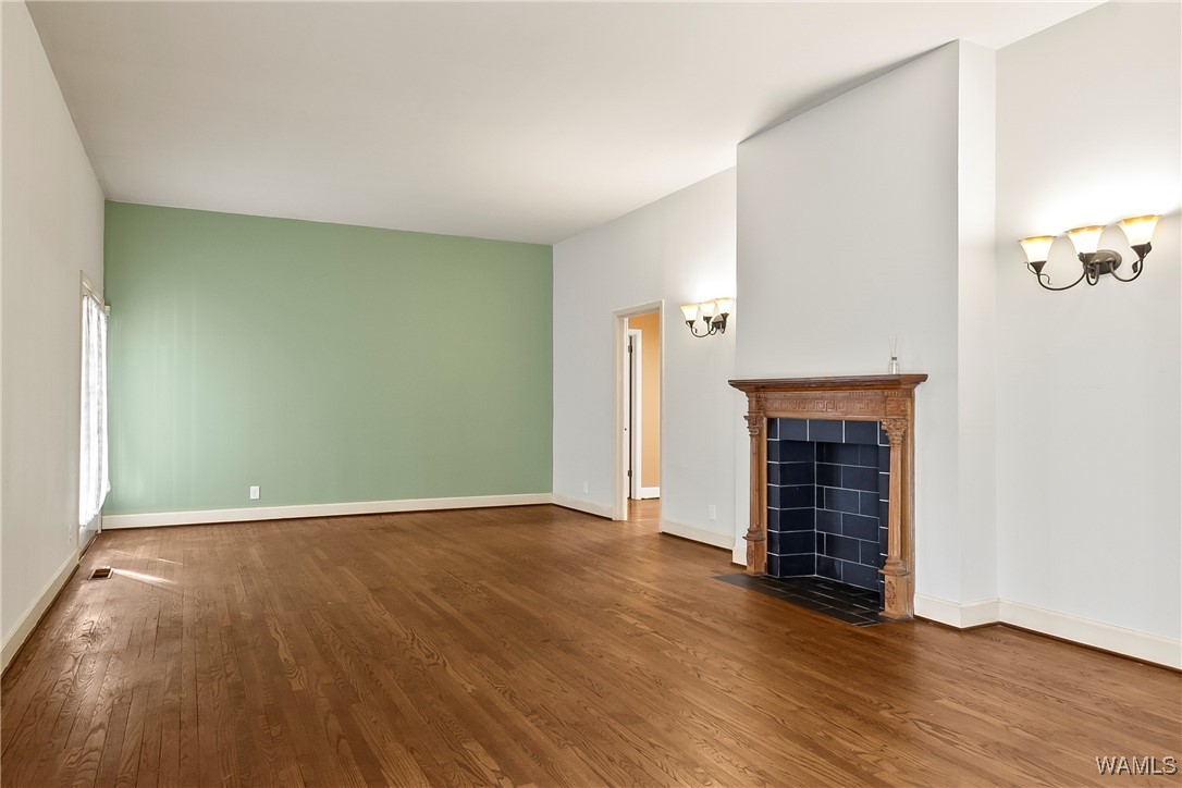 8850 Nicol Hill Drive