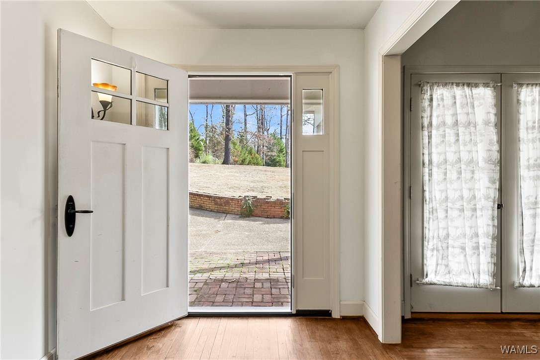 8850 Nicol Hill Drive