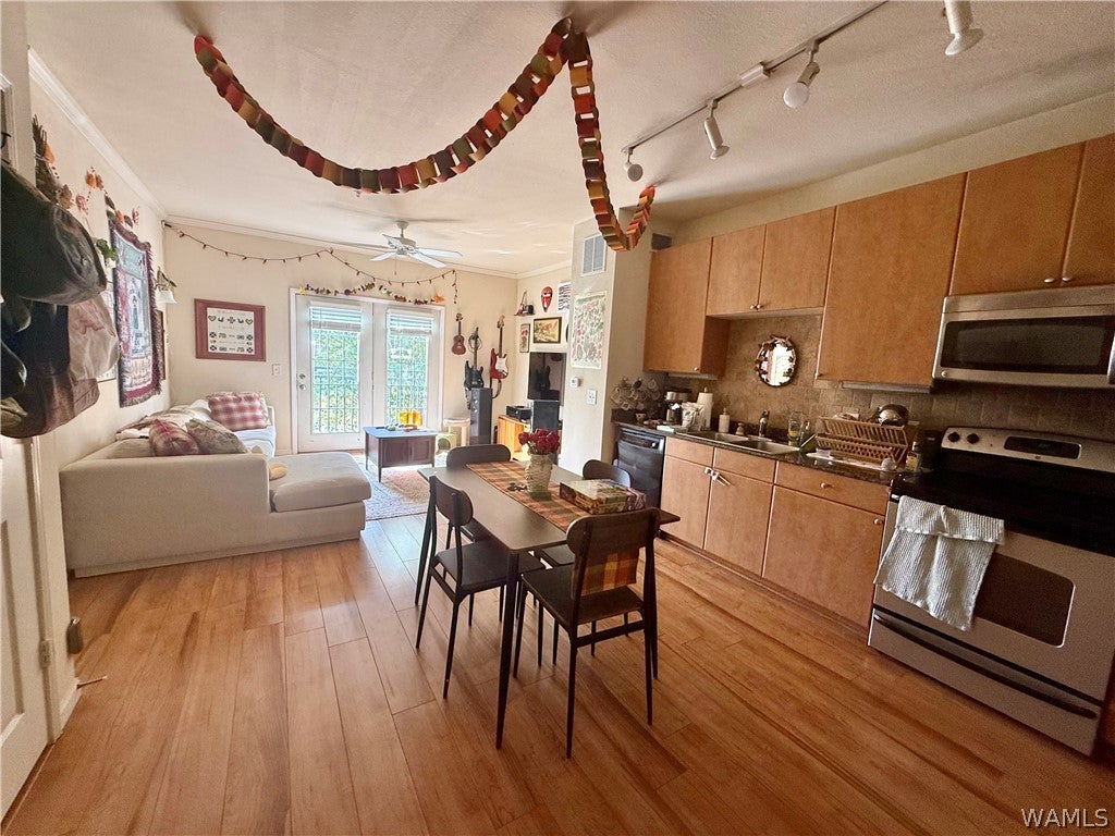 1901 5th Avenue East 2222