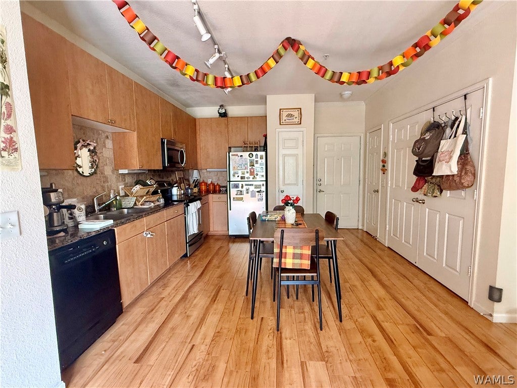 1901 5th Avenue East 2222