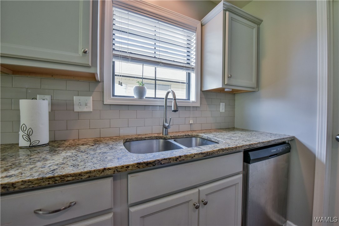 13024 Brookview Way, North Port, Alabama image 29