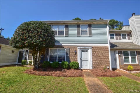 Homes For Sale - 1005 Fairfax Drive<br/> Tuscaloosa, AL 35406