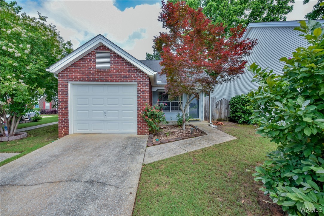 2911 Robinwood Lane, North Port, Alabama image 1