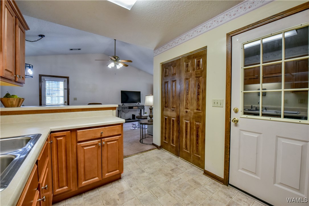 2911 Robinwood Lane, North Port, Alabama image 17