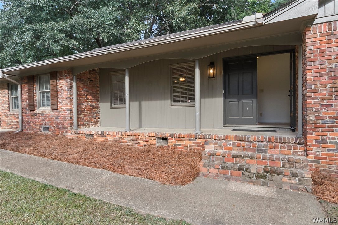 1429 Heritage Drive
