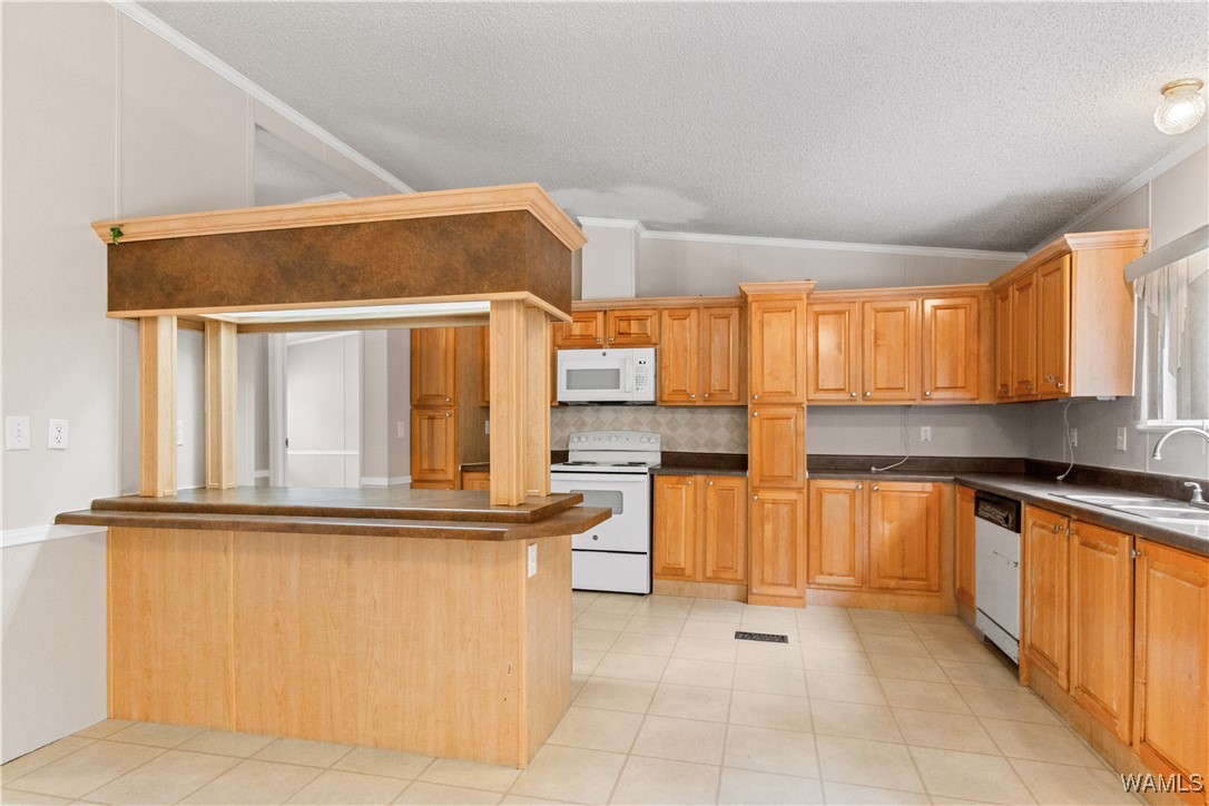 10463 Beulah Lake Lane, Cottondale, Alabama image 10