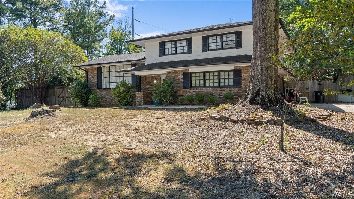 300 Woodridge Drive