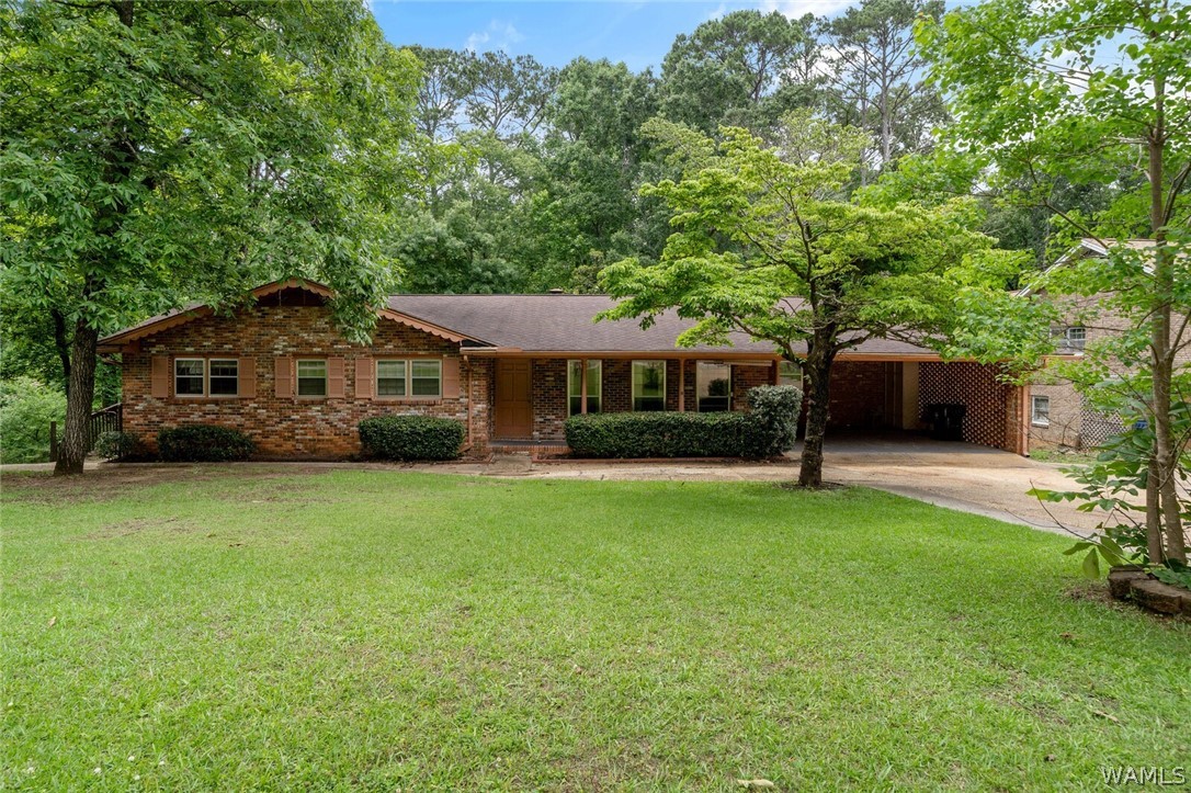 Photo 1 of 26 — 4906 Emerald Bay Drive, Northport, AL 35473