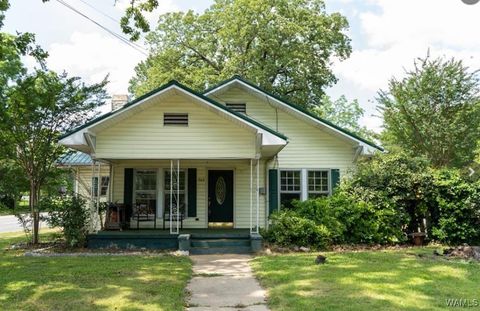 303 4th Street NE Fayette AL 35555