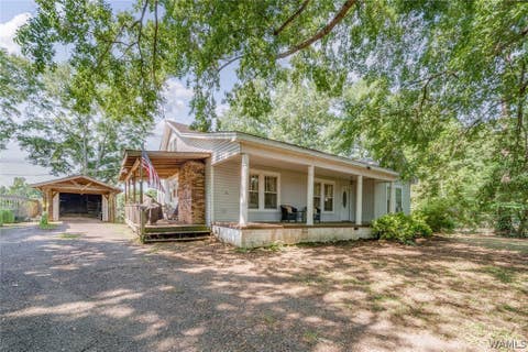 Homes For Sale - 3150 Hendersonville Rd. Rd<br/> Tuscaloosa, AL 35401