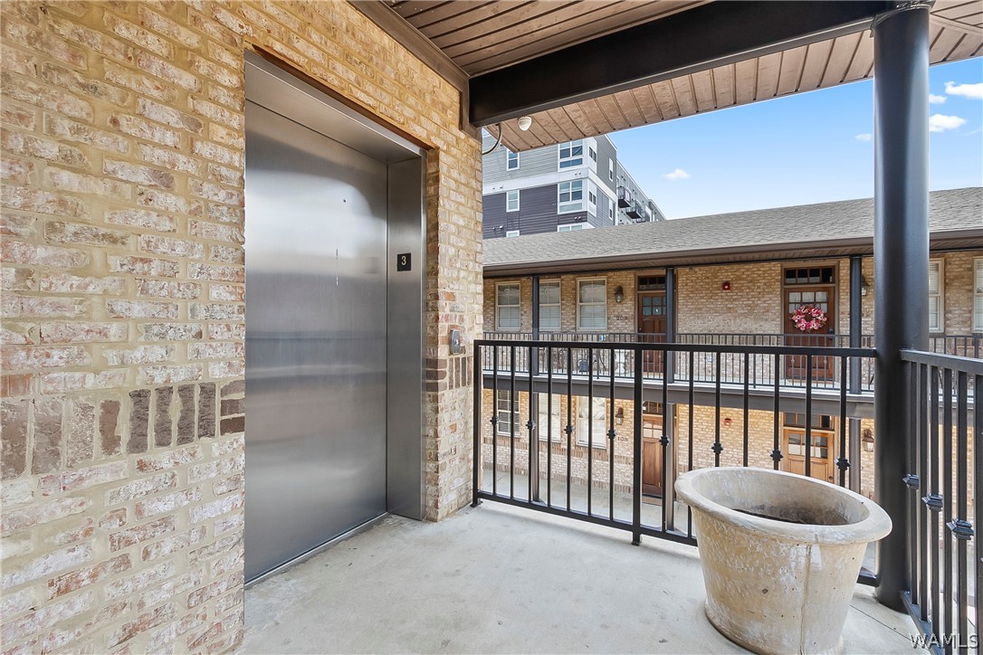 820 Frank Thomas Avenue 205