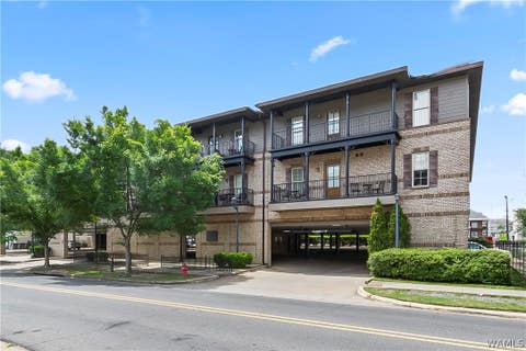Homes For Sale - 820 Frank Thomas Avenue #205<br/> Tuscaloosa, AL 35401