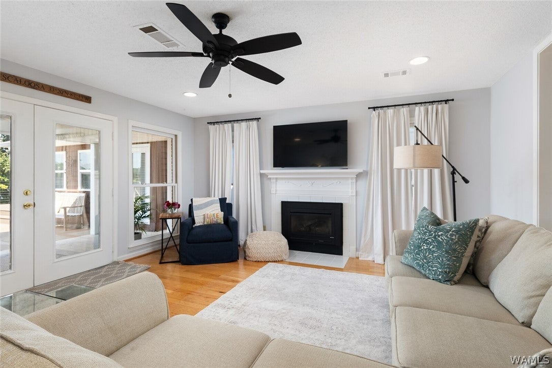 11427 Waterfront Lane