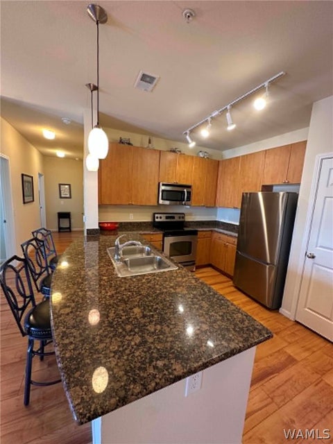 Condo For Sale - 1901 5th Ave E Ave #1303<br/> Tuscaloosa, AL 35401