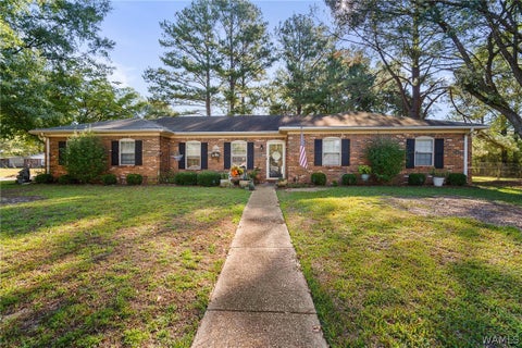 Homes For Sale - 211 Parkway Drive<br/> Livingston, AL 35470