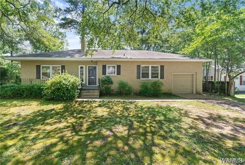 Homes For Sale - 2105 22nd Avenue<br/> North Port, AL 35476